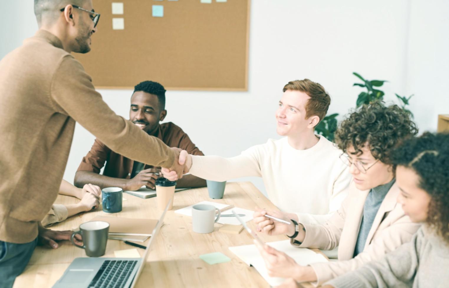 Юридические документы и аналитика переговоров